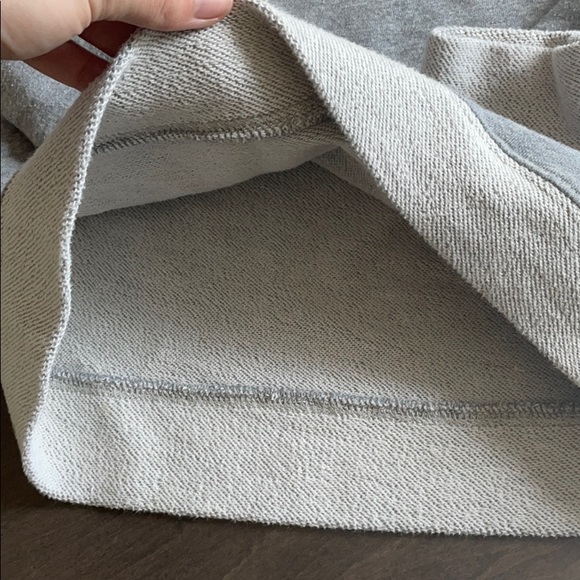 Hudson Gray Top - Picture 6 of 8